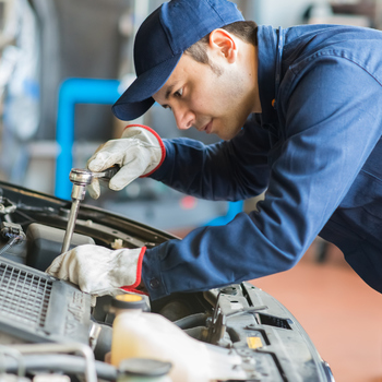 Technicien·ne en maintenance et diagnostic automobile