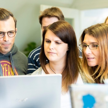 Communautés dynamiques d’enseignants : un nouveau dispositif de formation en FWB